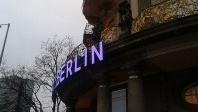 Tout Berlin, Step by Step