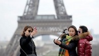 Un Tourisme en France tiré vers le haut, par la Tour Eiffel