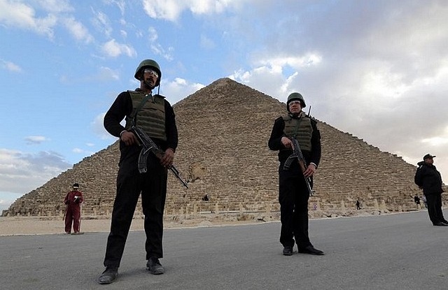 Tourisme en Egypte : Le chantier des pyramides arrêté