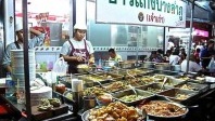 La Street food de Bangkok est-elle en grand danger ?