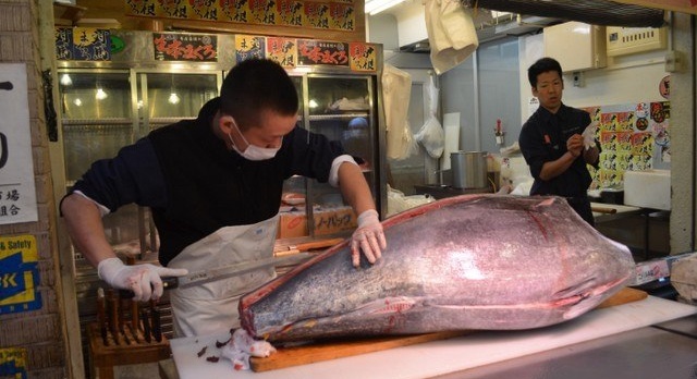 Tokyo said Goodbye to Tsukiji, his old fish market
