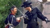 Zorro tombe le masque et toujours pas une ride