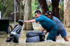 Vietnam Tourism Under Water