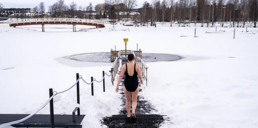 Thermalisme viking : comment la Suède réinvente ses rituels ancestraux